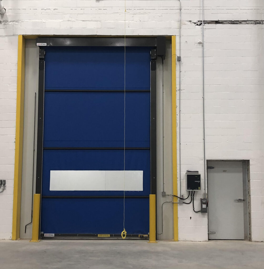 high speed roll up doors, large vinyl fast action doors, energy saving doors, automatic doors, super seal custom doors